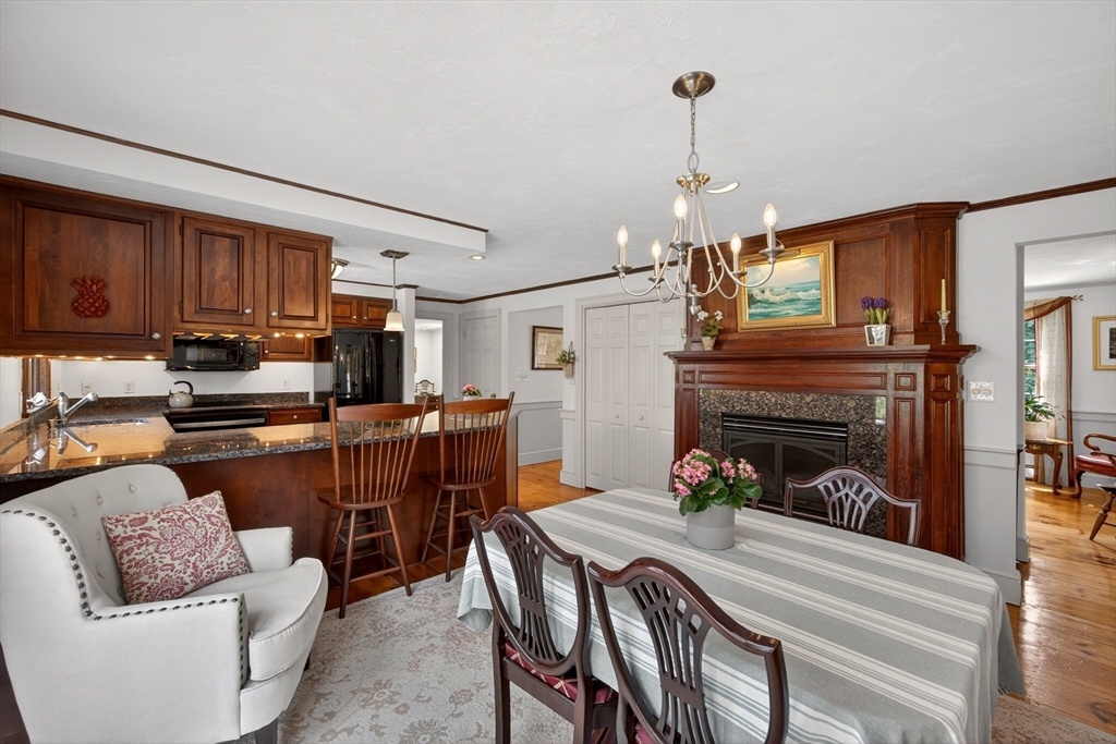 9 Gray Birch Road Sandwich, MA 02537 - Photo 3 of 42