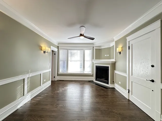 $3,795 | 1406 West Cornelia Avenue, Unit 1, Chicago, IL 60657