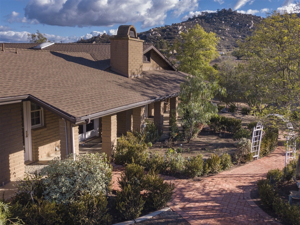 16647 Highland Valley Road Ramona, CA 92065 - Photo 1 of 22 Gallery Image 1