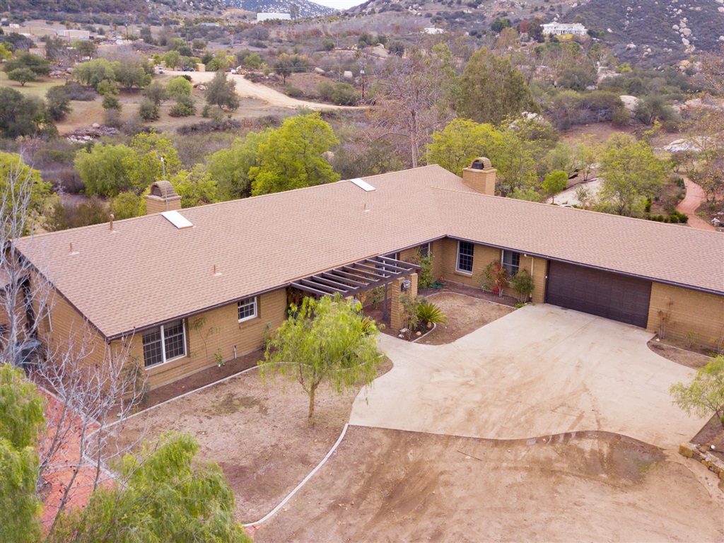 16647 Highland Valley Road Ramona, CA 92065 - Photo 5 of 22 Gallery Image 5
