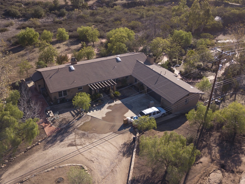 16647 Highland Valley Road Ramona, CA 92065 - Photo 6 of 22 Gallery Image 6