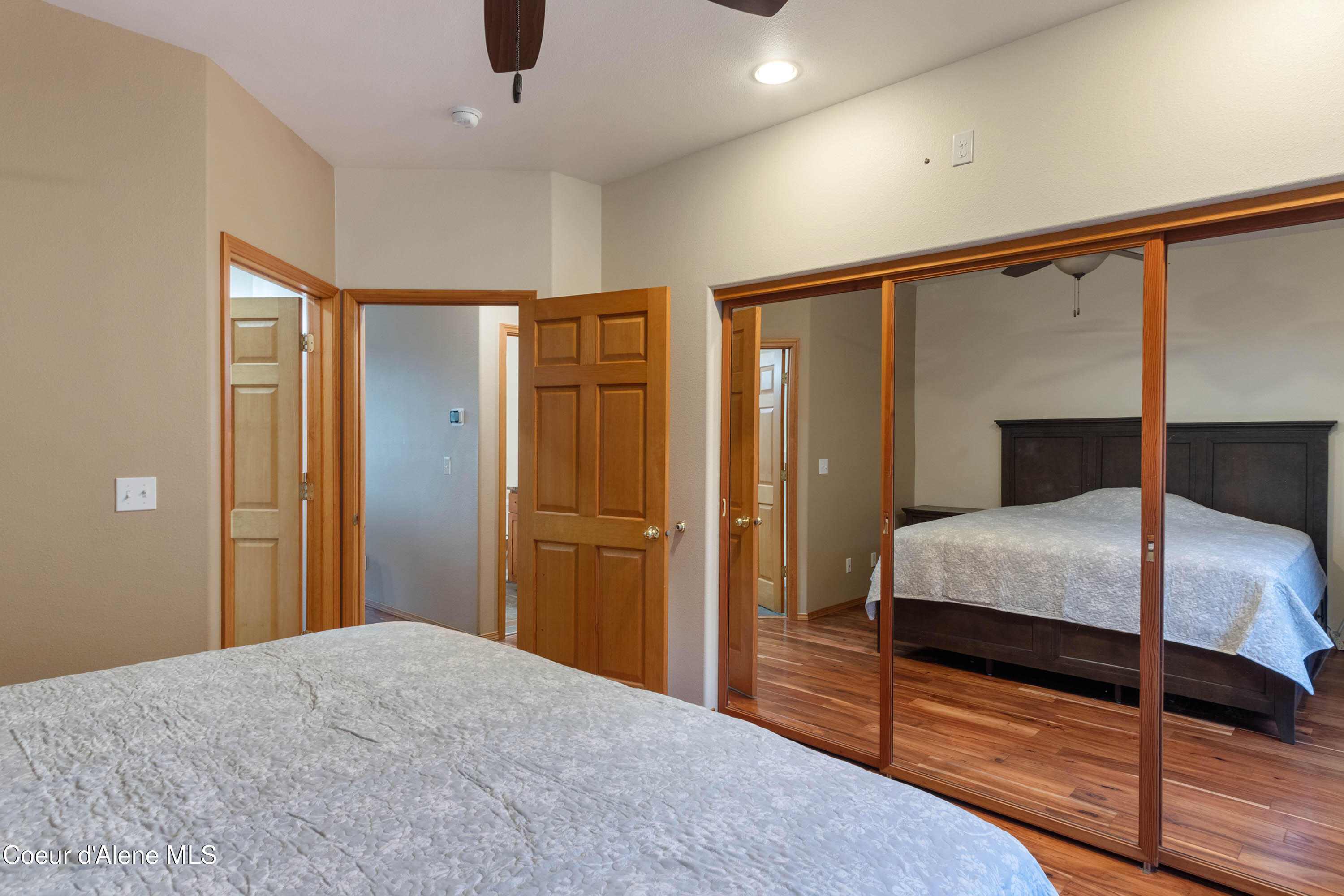 46700 Highway 200, Unit 302 Hope, ID 83836 - Photo 12 of 30 IMG_1157