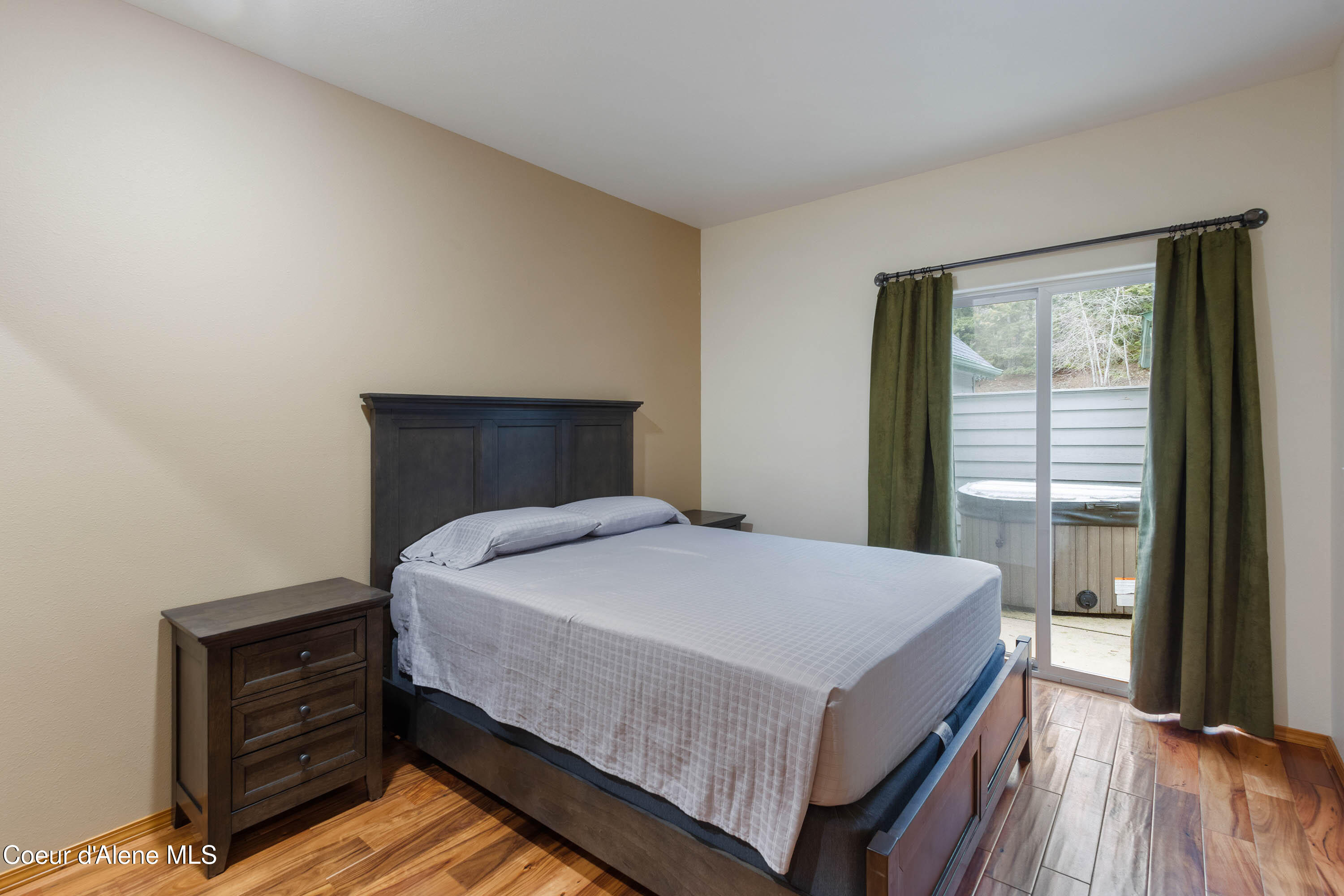 46700 Highway 200, Unit 302 Hope, ID 83836 - Photo 14 of 30 IMG_1164