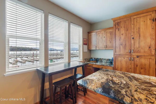 $629,000 | 46700 Highway 200, Unit 302, Hope, ID 83836