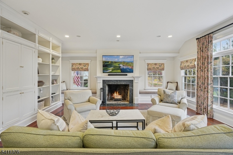 159 Woodland Road Madison, NJ 07940 - Photo 6 of 31