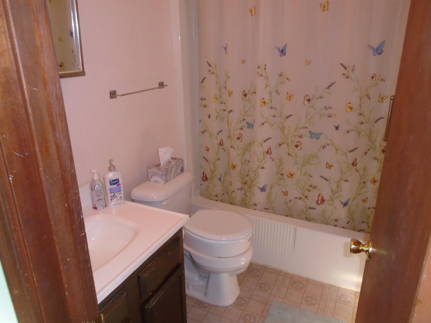 651 Symmes Road Fairfield, OH 45014 - Photo 8 of 36 Gallery Image 8