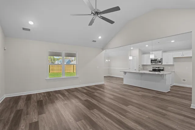 $310,900 | 8213 Snelling Drive, Aiken, SC 29803