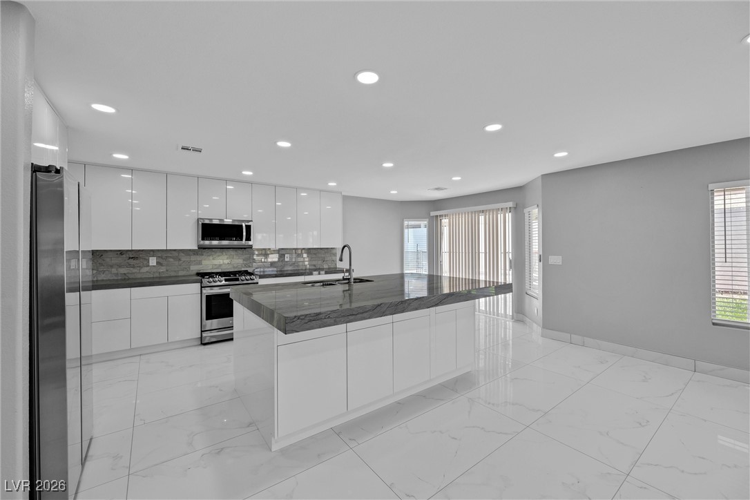 265 Via Malorca Street Henderson, NV 89074 - Photo 18 of 61