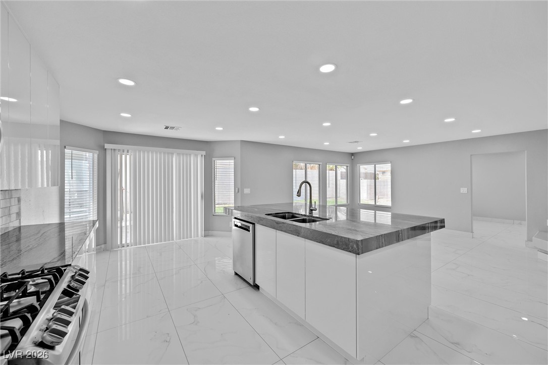 265 Via Malorca Street Henderson, NV 89074 - Photo 21 of 61