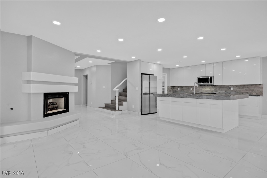 265 Via Malorca Street Henderson, NV 89074 - Photo 9 of 61