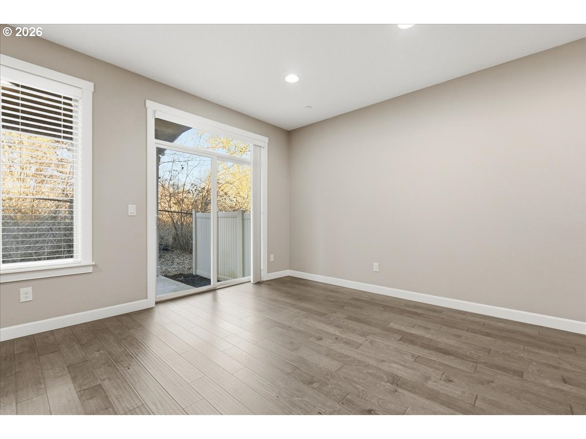 1927 Northwest Sage Street Camas, WA 98607 - Photo 11 of 28 Great Room