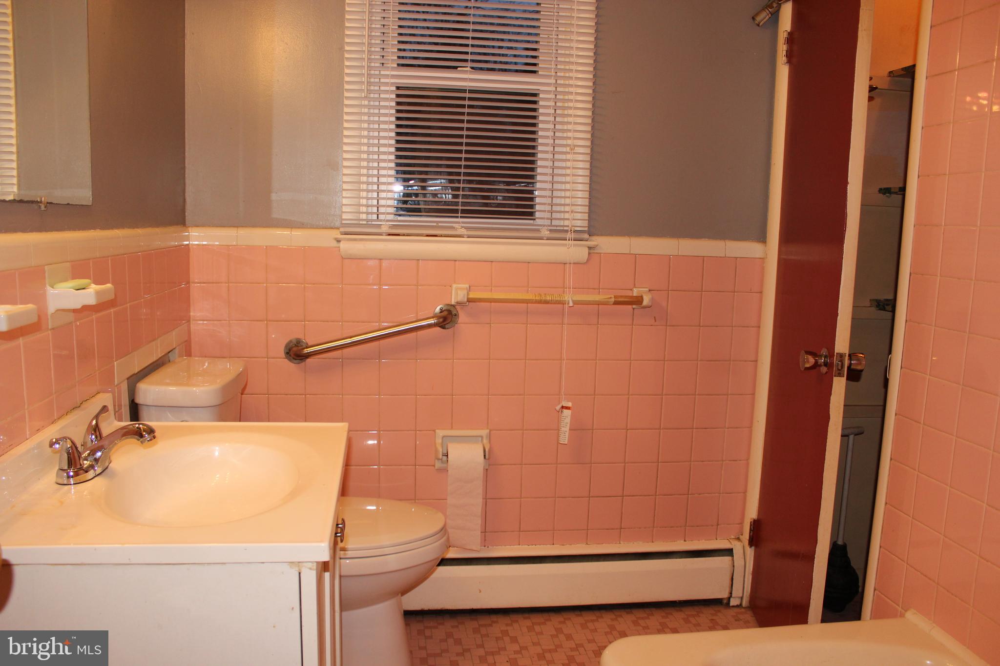 3613 Coronado Road Baltimore, MD 21244 - Photo 22 of 33