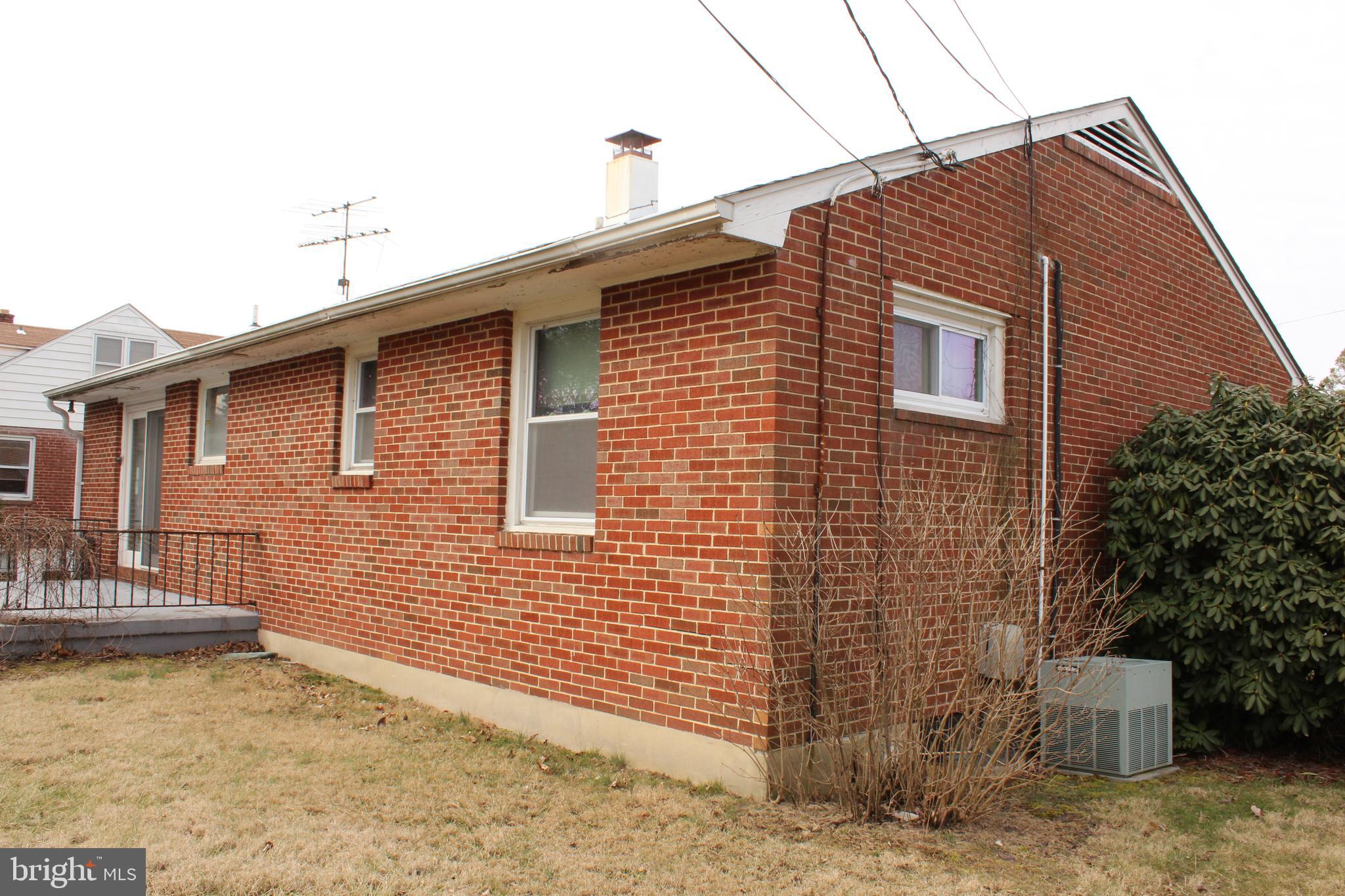 3613 Coronado Road Baltimore, MD 21244 - Photo 7 of 33