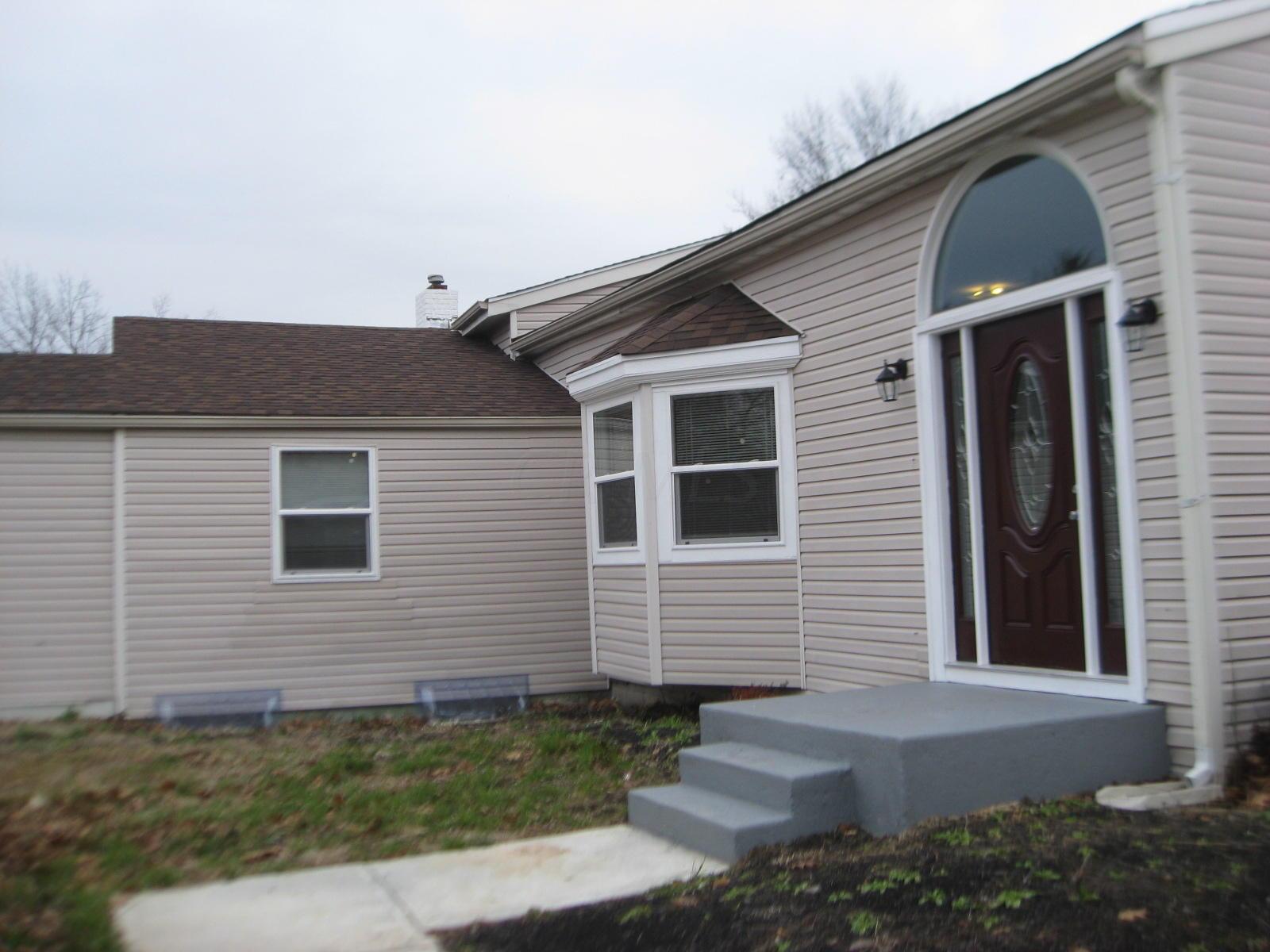 580 Clotts Road Columbus, OH 43230 - Photo 3 of 62