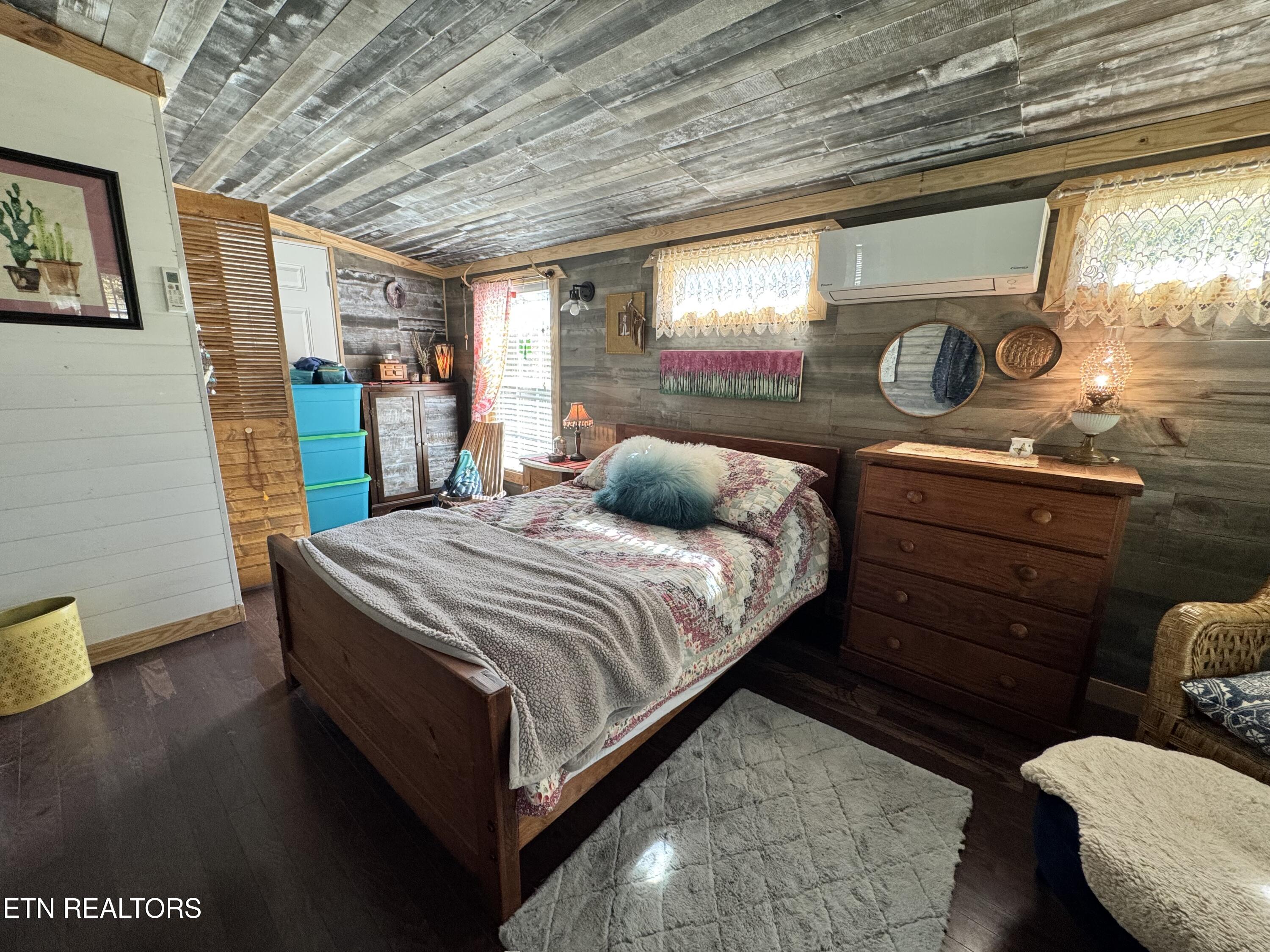28 Cottage Street Sparta, TN 38583 - Photo 21 of 40 IMG_5071