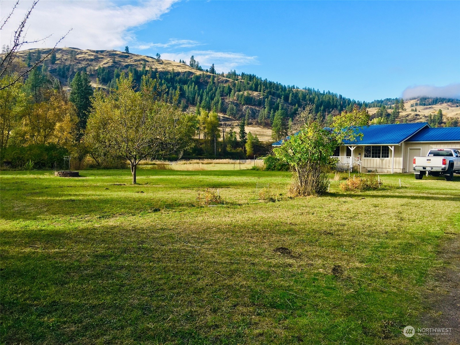 69 Lancaster Road Curlew, WA 99118 - Photo 2 of 23 Gallery Image 2