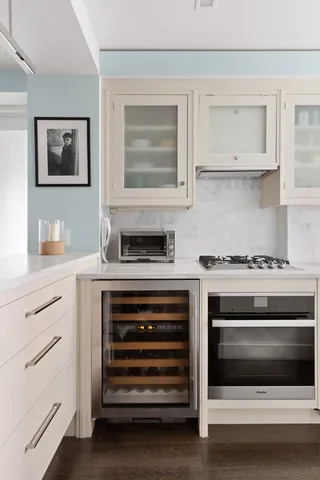 $3,100,000 | 302 West 12th Street, Unit 12A | West Village