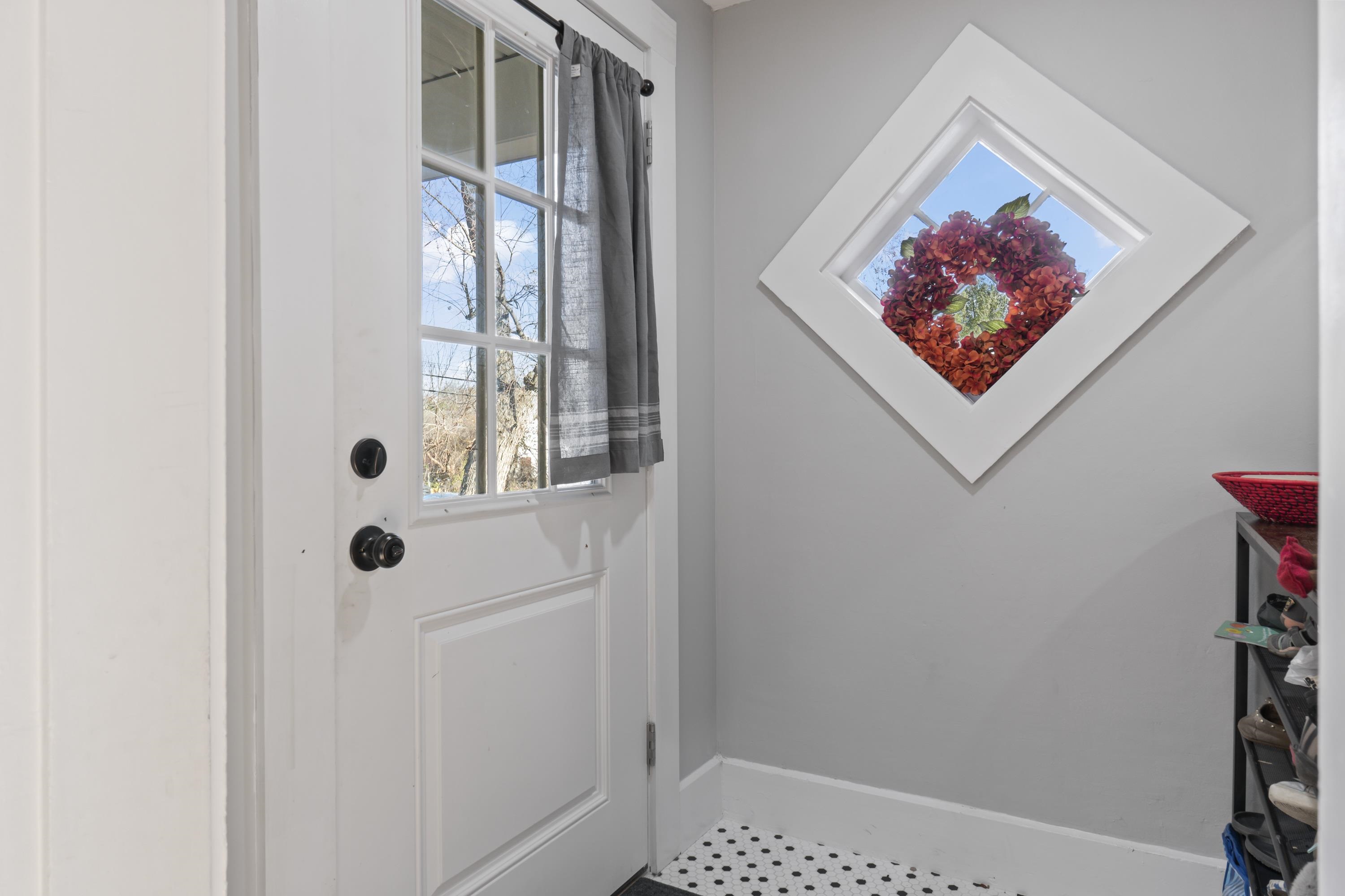 71 Rutland Street Dover, NH 03820 - Photo 7 of 40 Gallery Image 7
