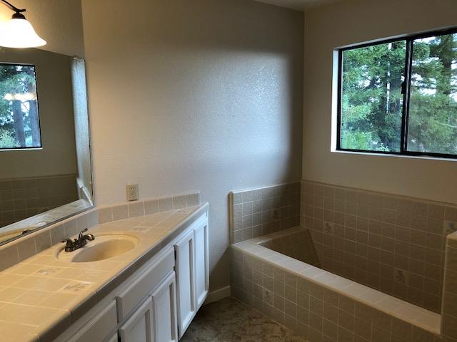 1180 Avocado Road Watsonville, CA 95076 - Photo 16 of 27 Gallery Image 16
