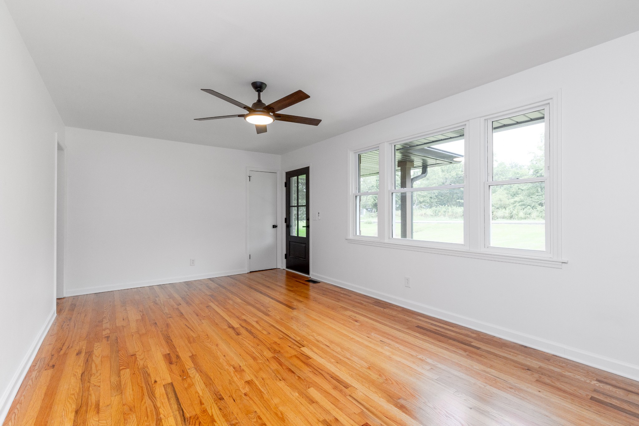 196 Mason Road La Vergne, TN 37086 - Photo 5 of 32 Gallery Image 5