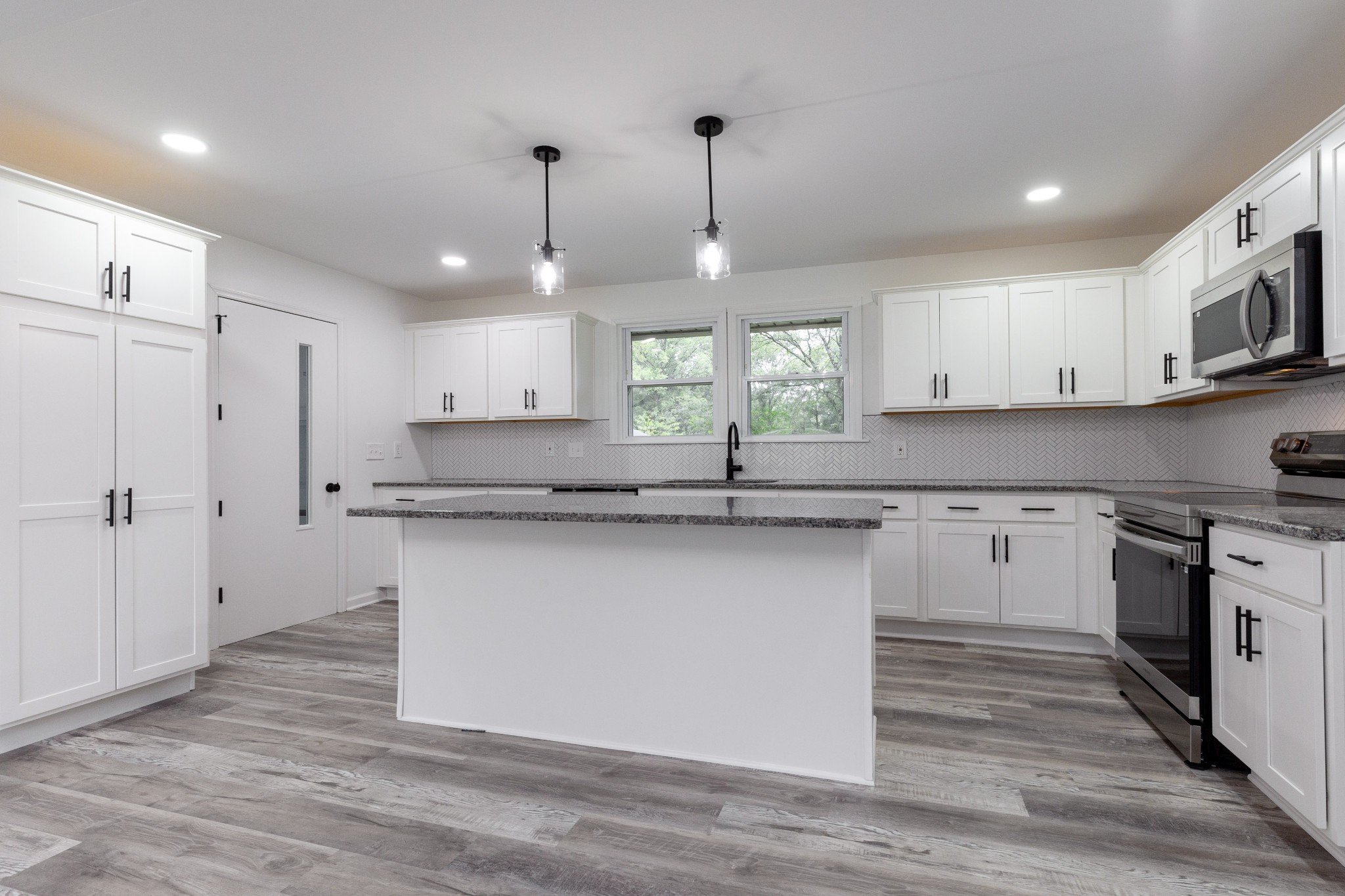 196 Mason Road La Vergne, TN 37086 - Photo 8 of 32 Gallery Image 8