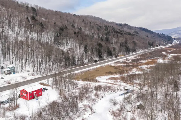 $574,000 | 5465 Highway 4, Killington, VT 05751