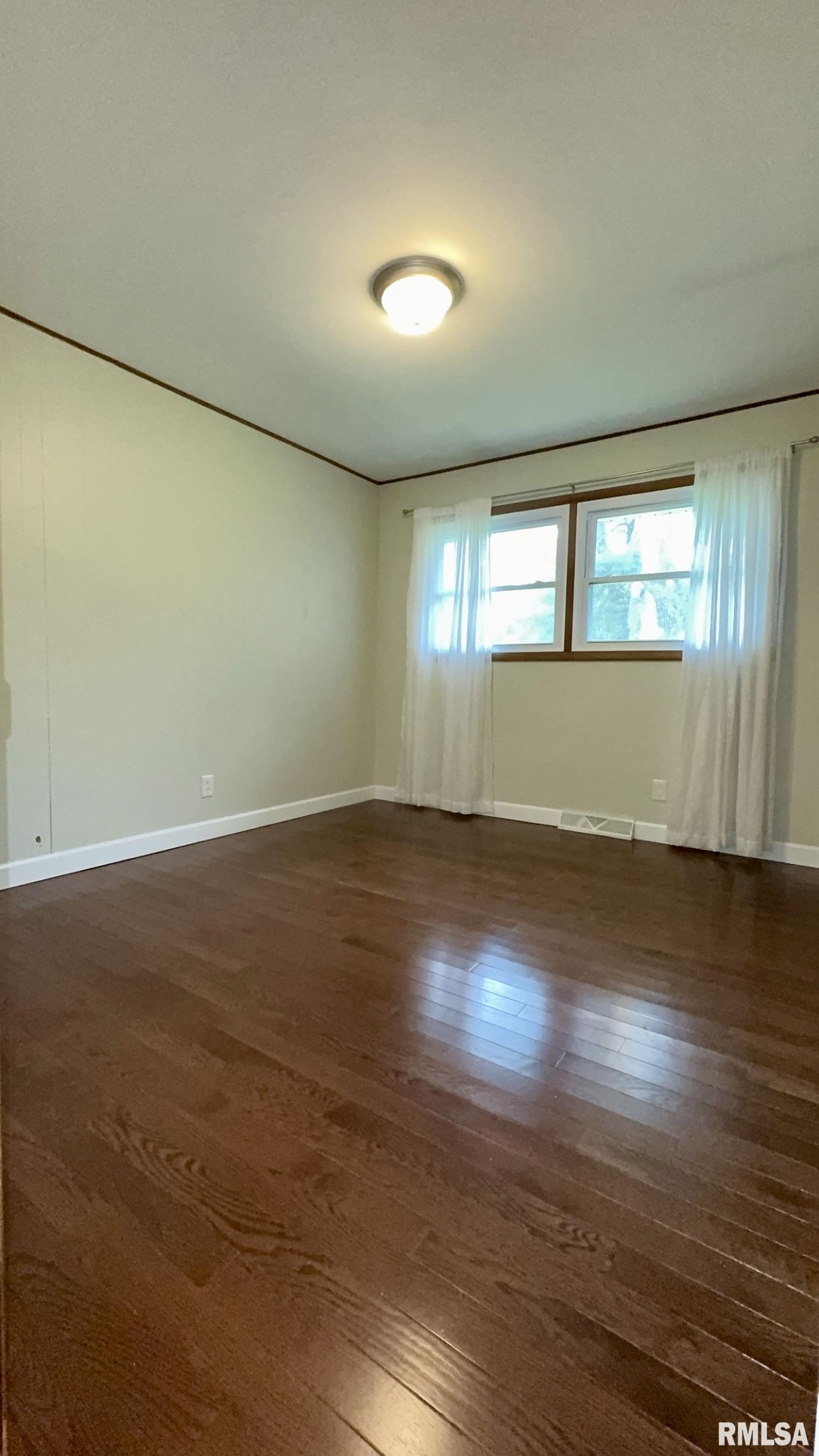 112 Prairie Road Carterville, IL 62918 - Photo 17 of 18 Gallery Image 17