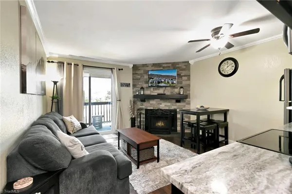 $159,900 | 301 Pinnacle Inn Road, Unit 3230, Beech Mountain, NC 28604