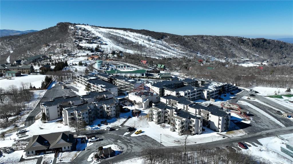 301 Pinnacle Inn Road, Unit 3230 Beech Mountain, NC 28604 - Photo 41 of 42 Pinnacle Inn Resort - Beech Mountain