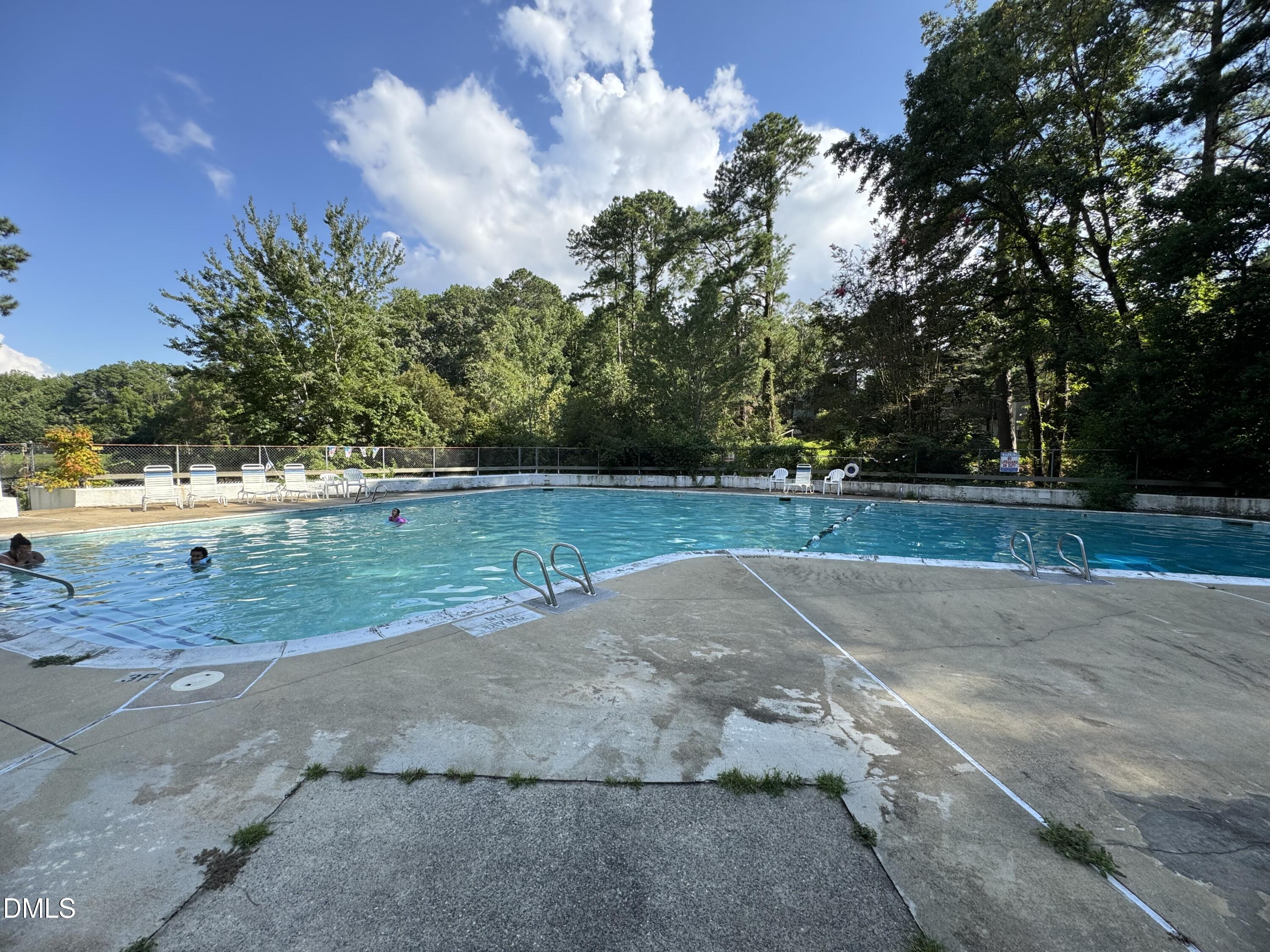 533 Pine Ridge Place Raleigh, NC 27609 - Photo 5 of 16 IMG_5903