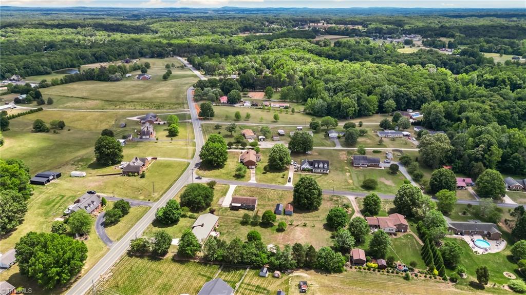 1540 Thomas Road Lexington, NC 27295 - Photo 35 of 42