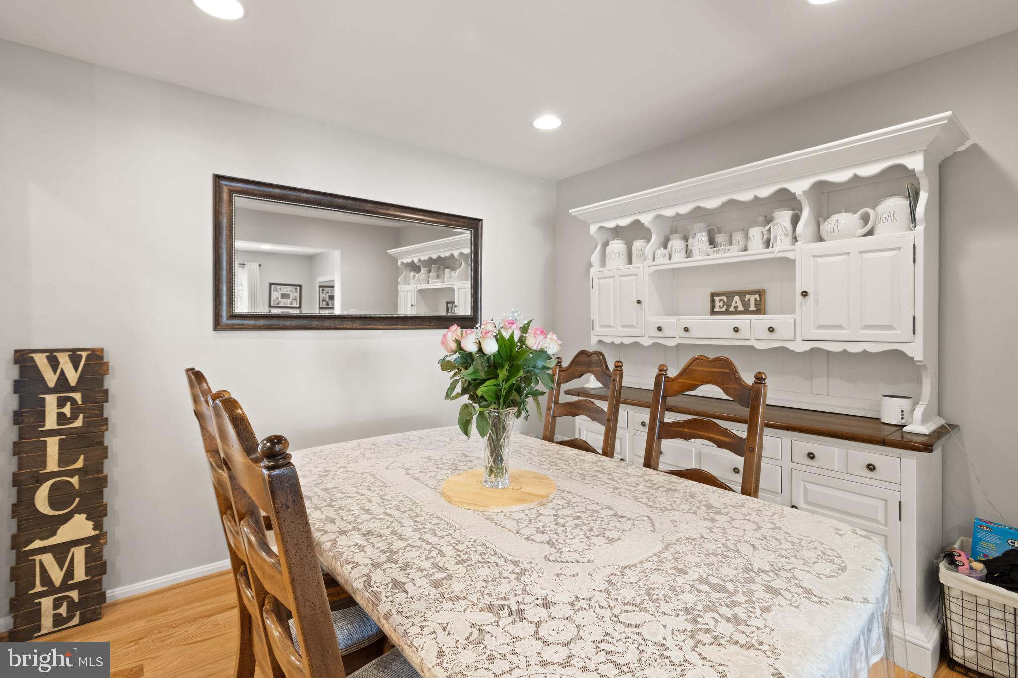 8573 Tyrolean Way Springfield, VA 22153 - Photo 6 of 32 a dining room with furniture and window