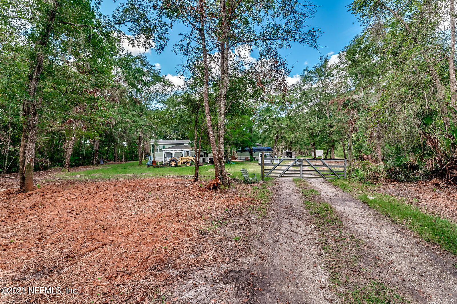 1333 Roberts Road Jacksonville, FL 32259 - Photo 9 of 17 land pic front gate
