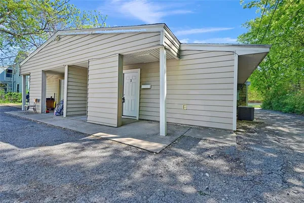 $675 | 816 South Crockett Street, Unit 3, Sherman, TX 75090