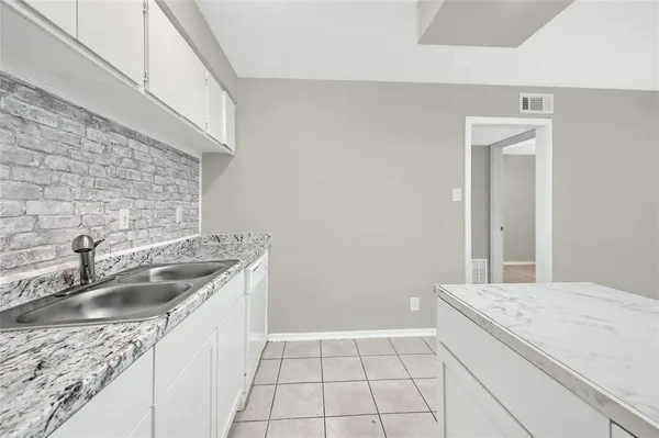 $675 | 816 South Crockett Street, Unit 3, Sherman, TX 75090