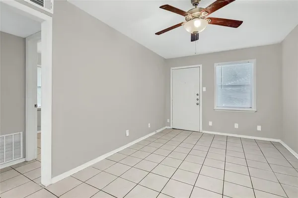 $675 | 816 South Crockett Street, Unit 3, Sherman, TX 75090
