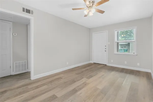 $675 | 816 South Crockett Street, Unit 3, Sherman, TX 75090