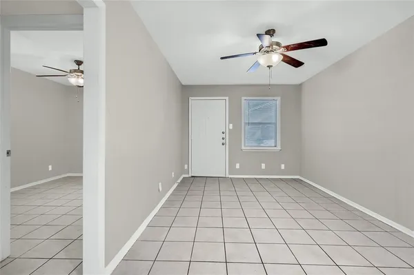 $675 | 816 South Crockett Street, Unit 3, Sherman, TX 75090