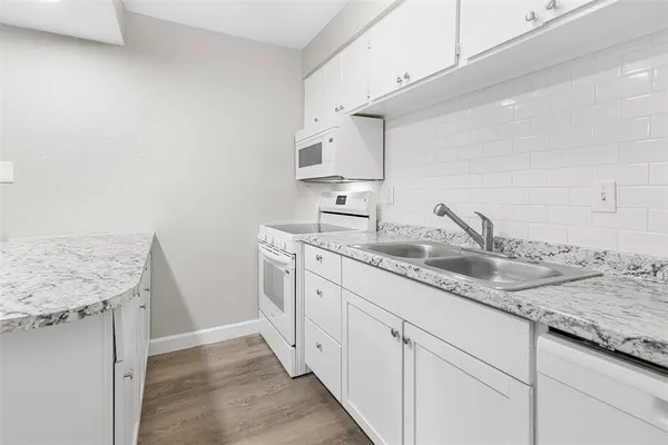 $675 | 816 South Crockett Street, Unit 3, Sherman, TX 75090