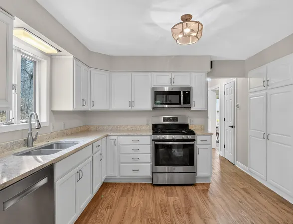 $474,900 | N7024 Oakwood Road, Richmond, WI 53190