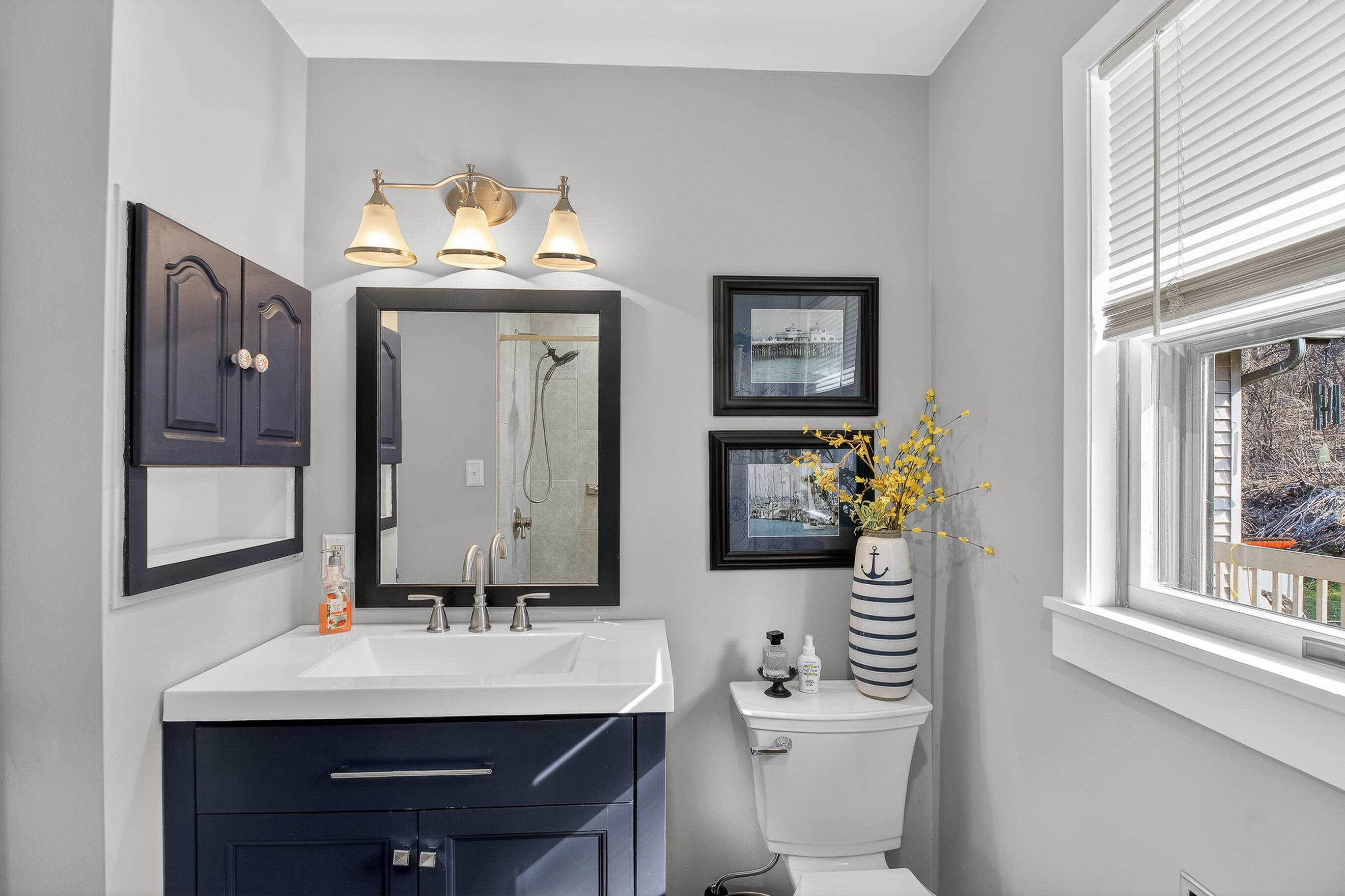 N7024 Oakwood Road Richmond, WI 53190 - Photo 30 of 54 1st Floor Bath