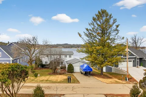 $474,900 | N7024 Oakwood Road, Richmond, WI 53190