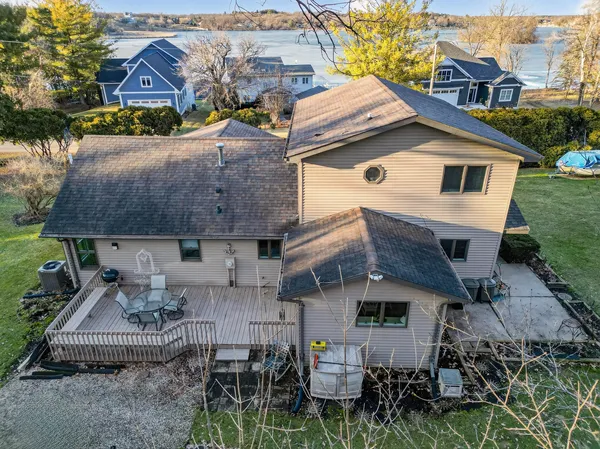 $474,900 | N7024 Oakwood Road, Richmond, WI 53190