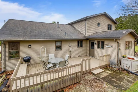 $474,900 | N7024 Oakwood Road, Richmond, WI 53190