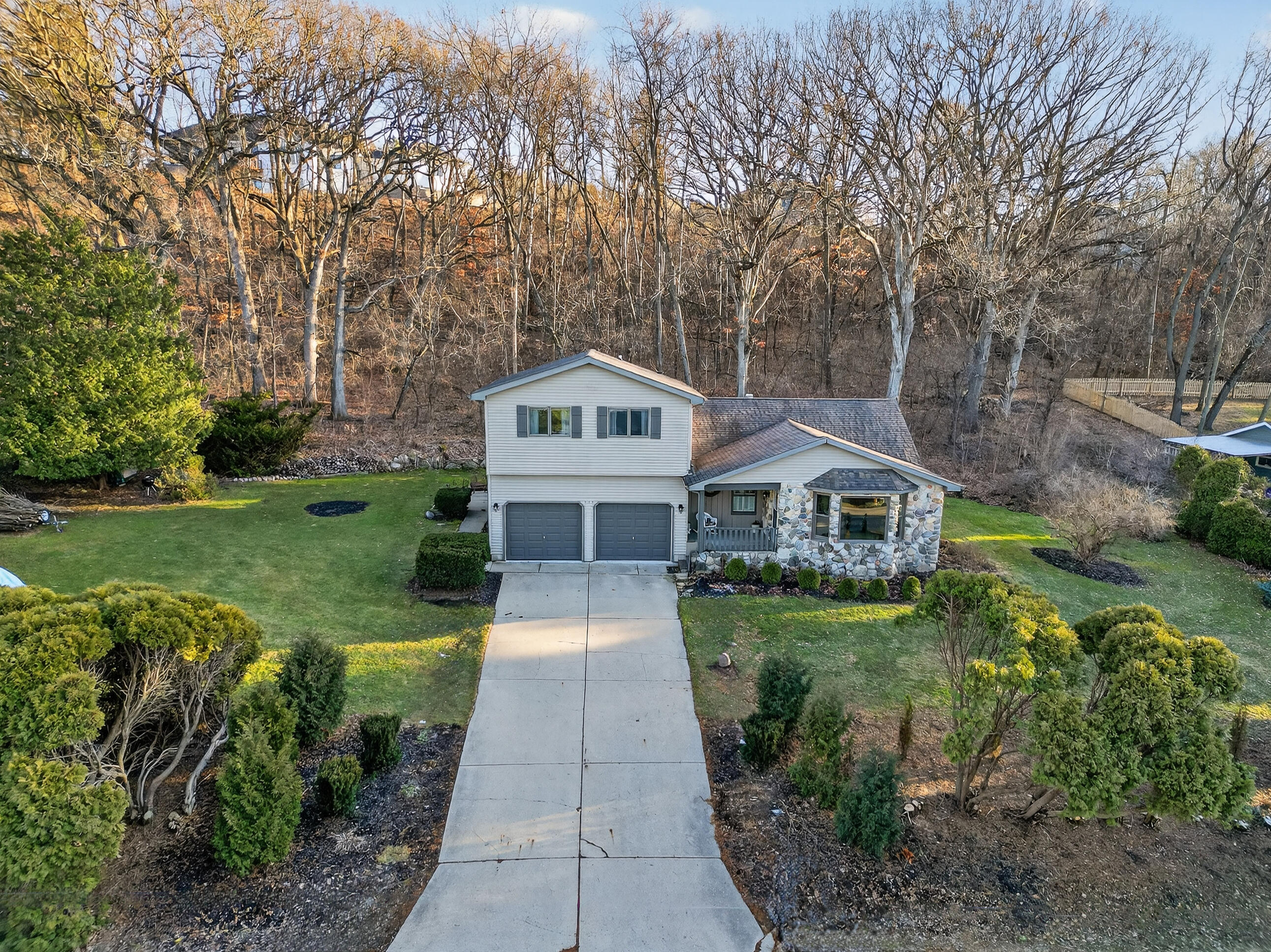 N7024 Oakwood Road Richmond, WI 53190 - Photo 5 of 54 Deep Drive