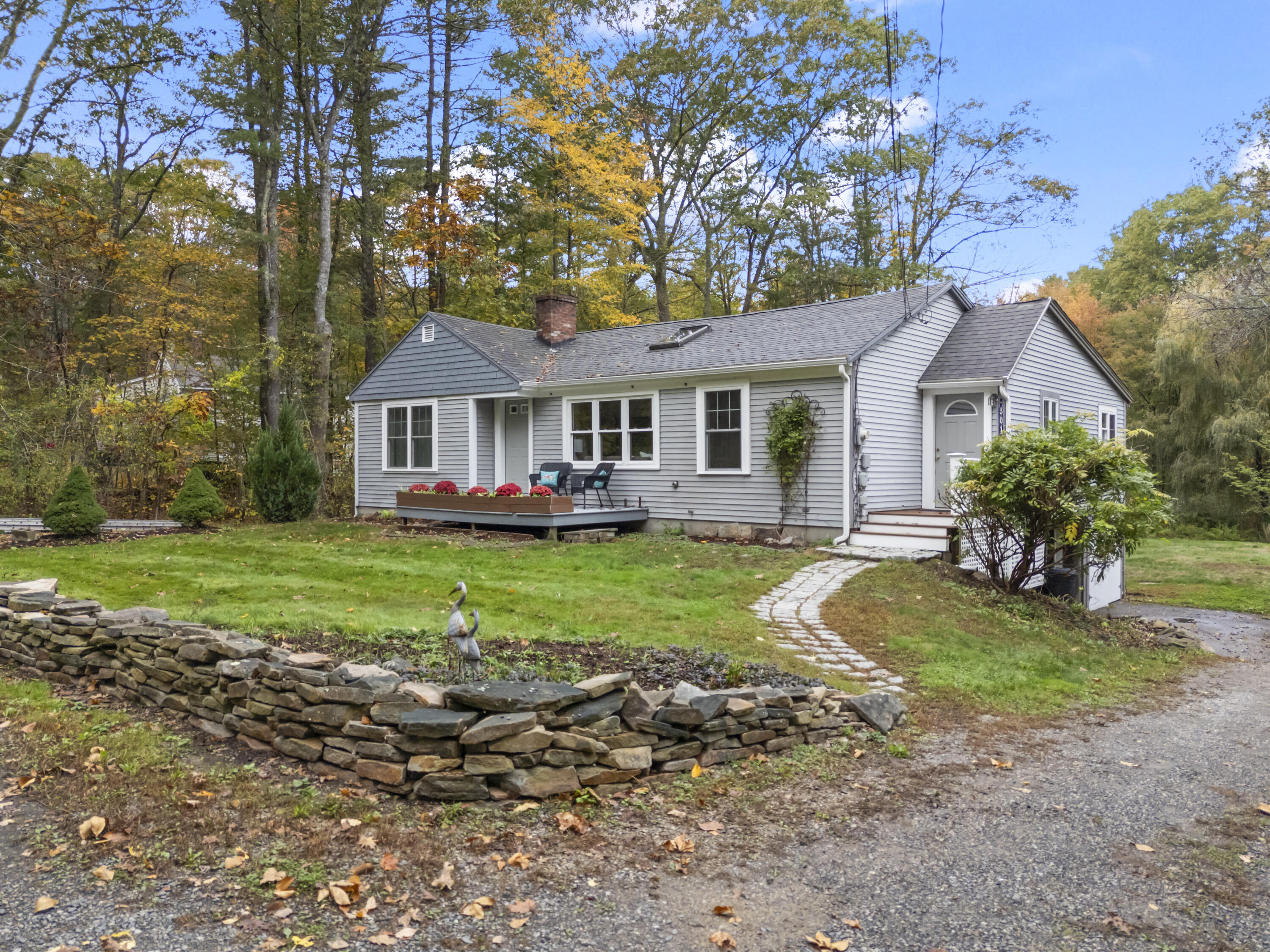 301 Rte 103 Eliot, ME 03903 - Photo 1 of 52 301 Route 103, York, ME