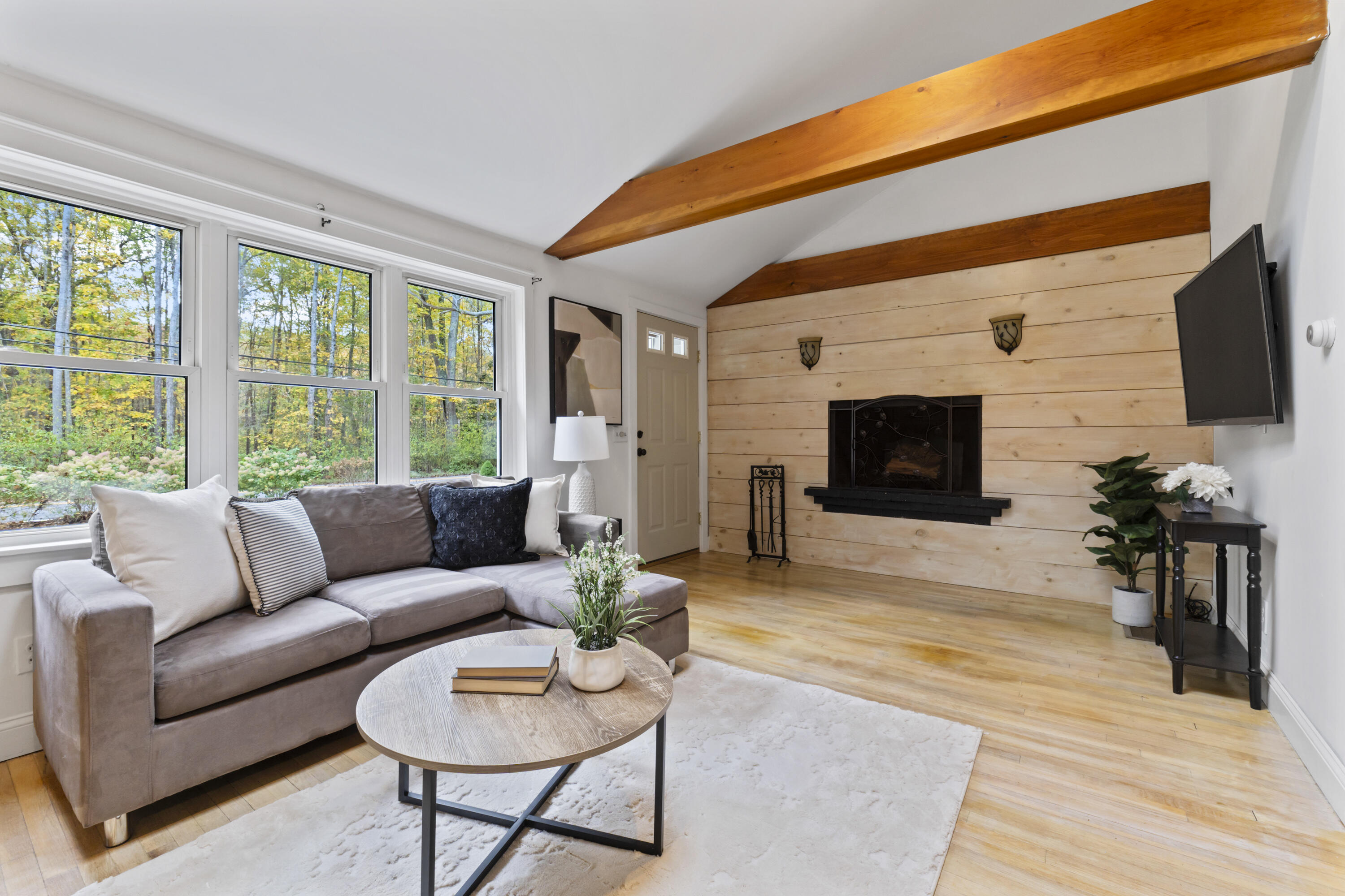 301 Rte 103 Eliot, ME 03903 - Photo 14 of 52 301 Route 103, York, ME