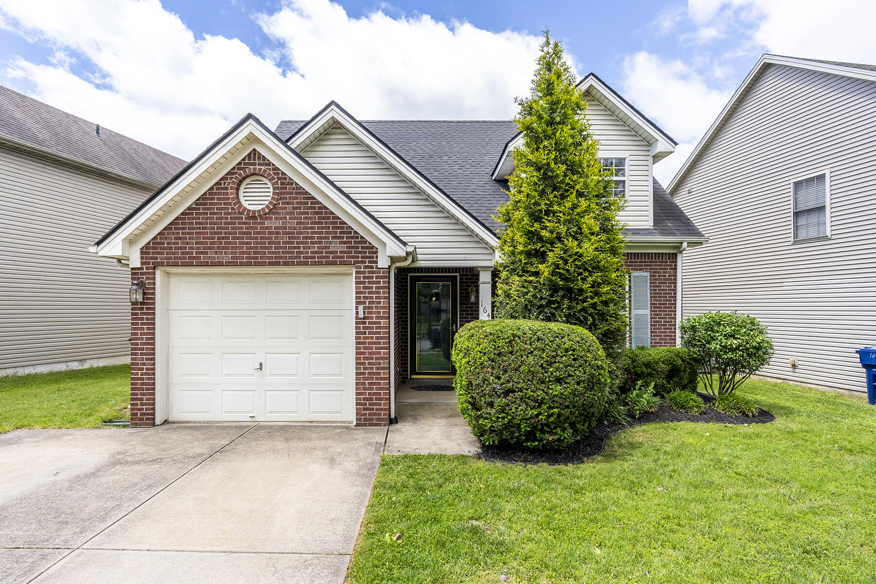 164 Strawberry Fields Road Lexington, KY 40516 - Photo 3 of 24 1614strawberry02