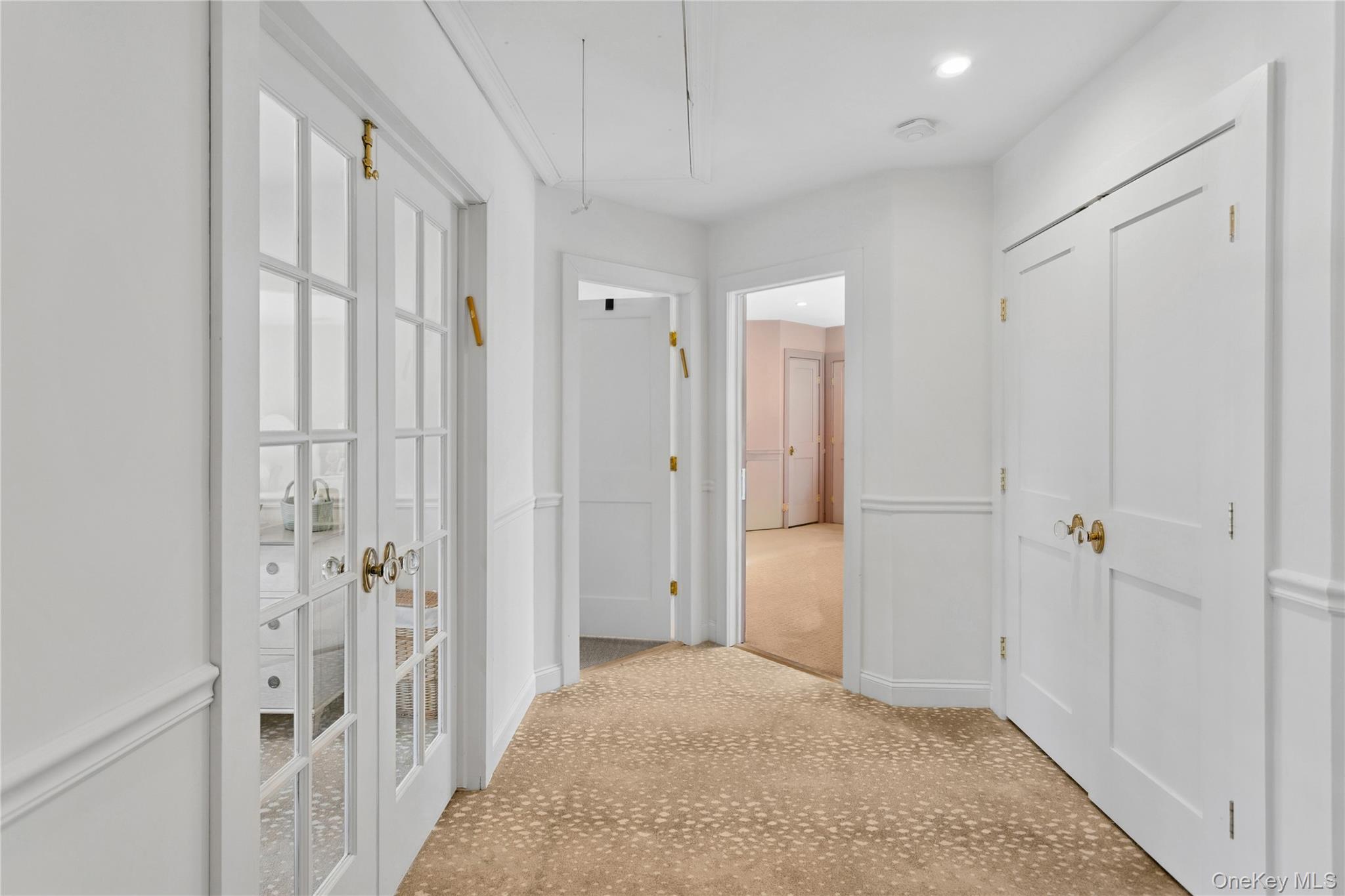 315 Hewlett Neck Road Woodmere, NY 11598 - Photo 19 of 33