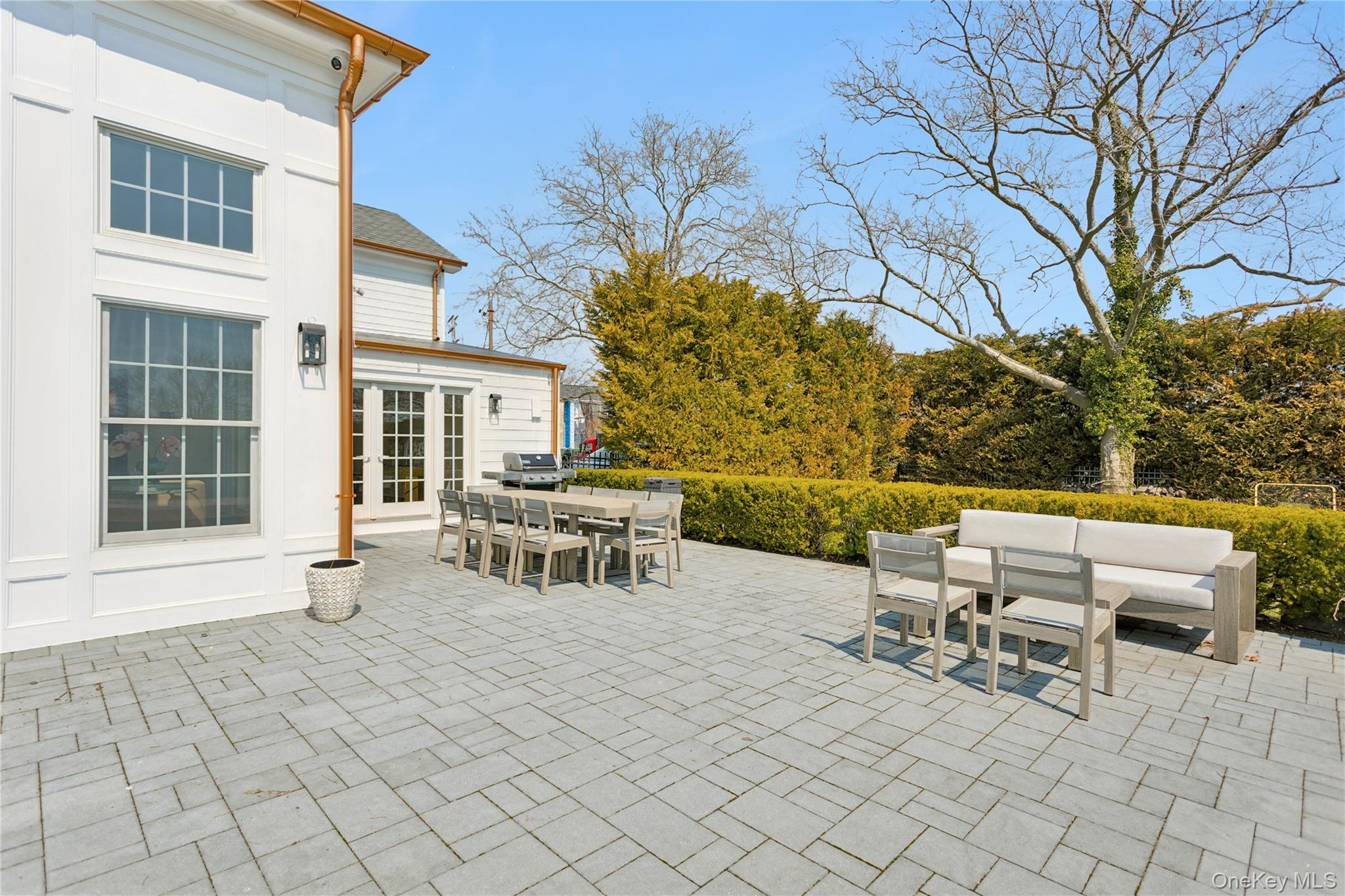 315 Hewlett Neck Road Woodmere, NY 11598 - Photo 24 of 33